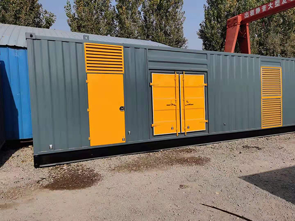 香洲签订发电机出租合同时需要注意的一些重要事项：